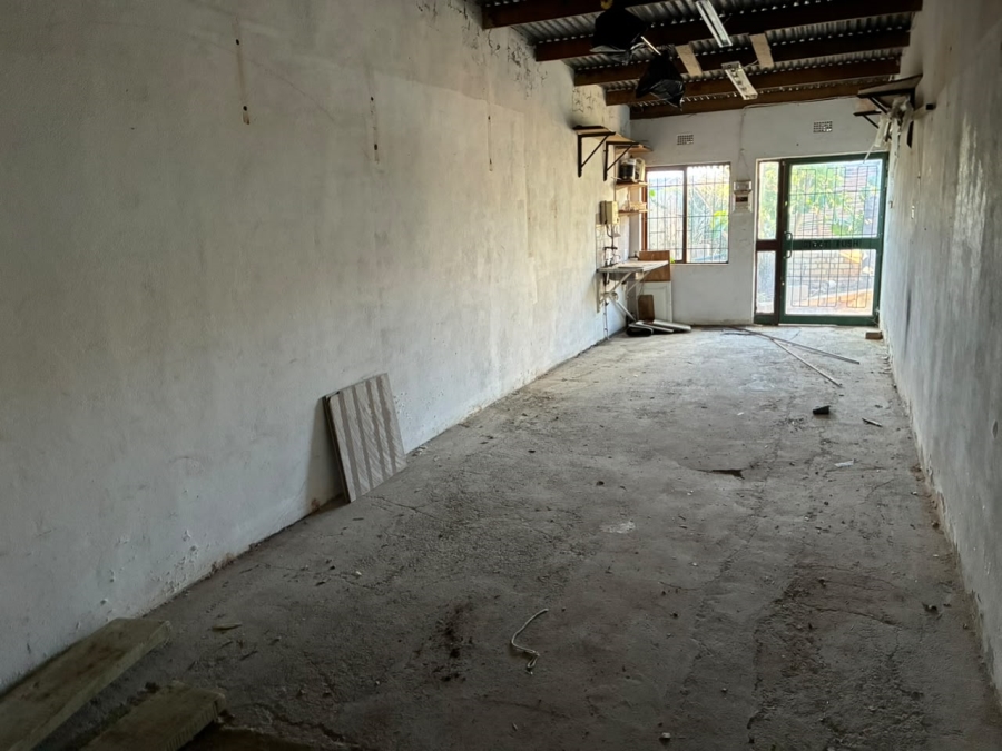 4 Bedroom Property for Sale in Fairy Glen Western Cape